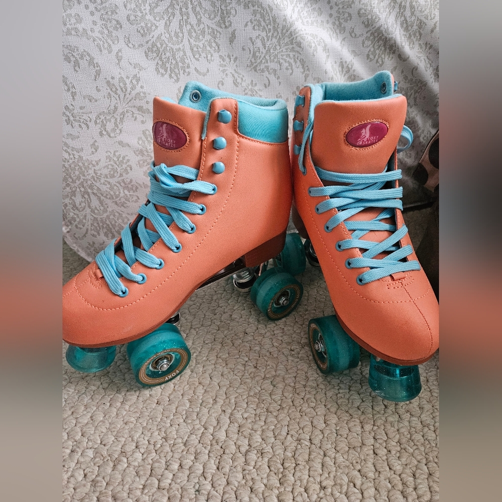 Women's Foxy Rollerskates